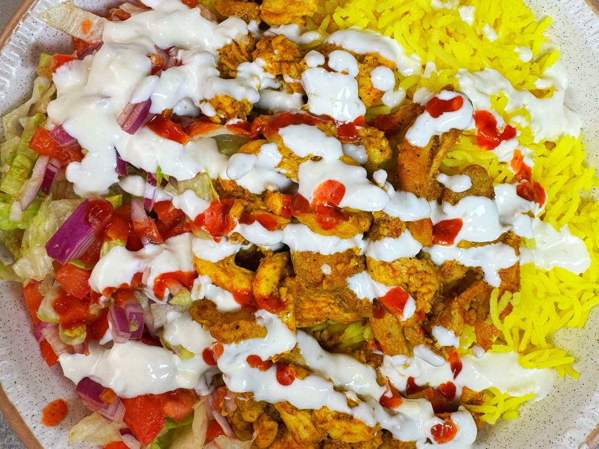 Chicken over Rice at Waow Cafe